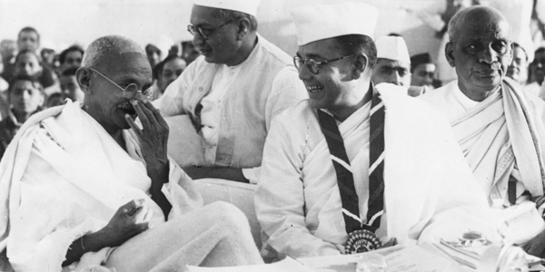 महात्मा गांधी के साथ सुभाष चंद्र बोस